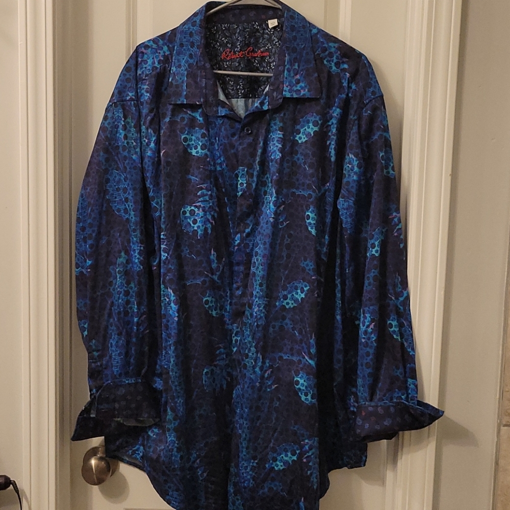 Robert Graham Circle Deaign 3X Shirt